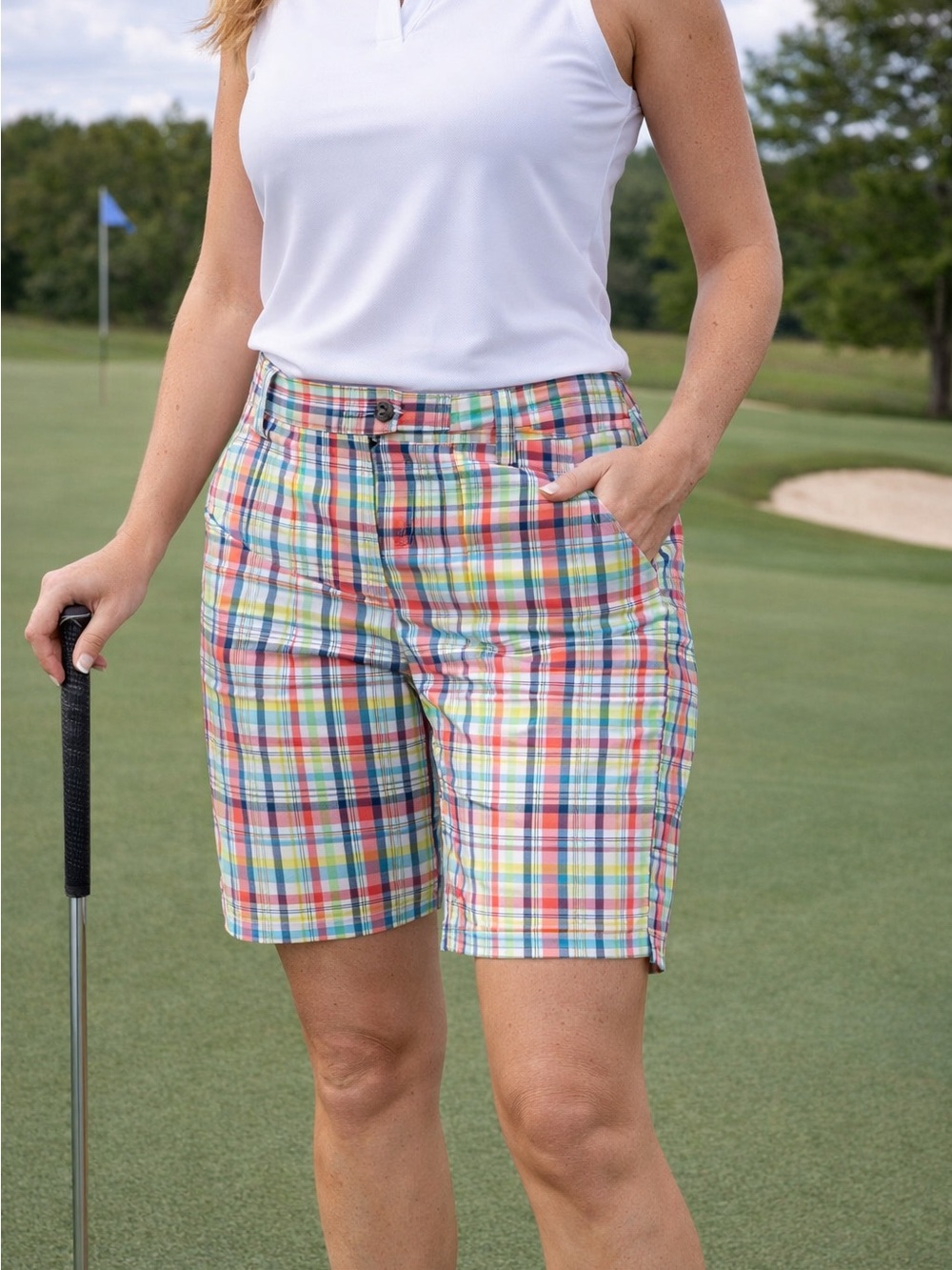 Callaway Women’s Rainbow Plaid Bermuda Golf Shorts Size 8 – NWOT